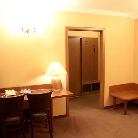 Lipa Otel 3*