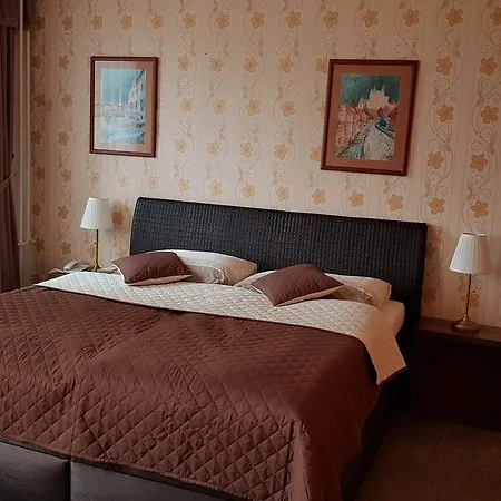Lipa Hotel